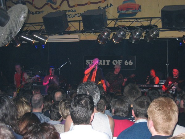 Fish and his band in Verviers 25-02-2004